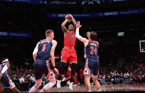  拉文30分公牛末节崩盘负于尼克斯遭横扫